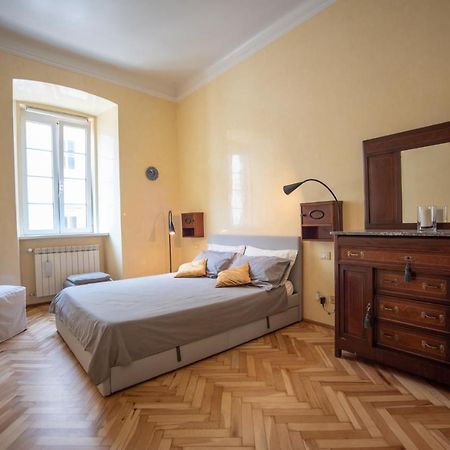 Art & History - New - Modern Classic Apartment トリエステ エクステリア 写真
